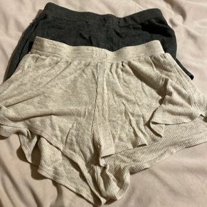 alya sleeping shorts size small